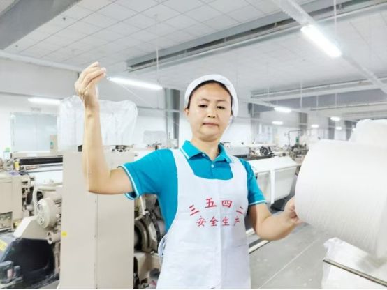 致敬纺织劳模！际华三五四二王海艳：在平凡